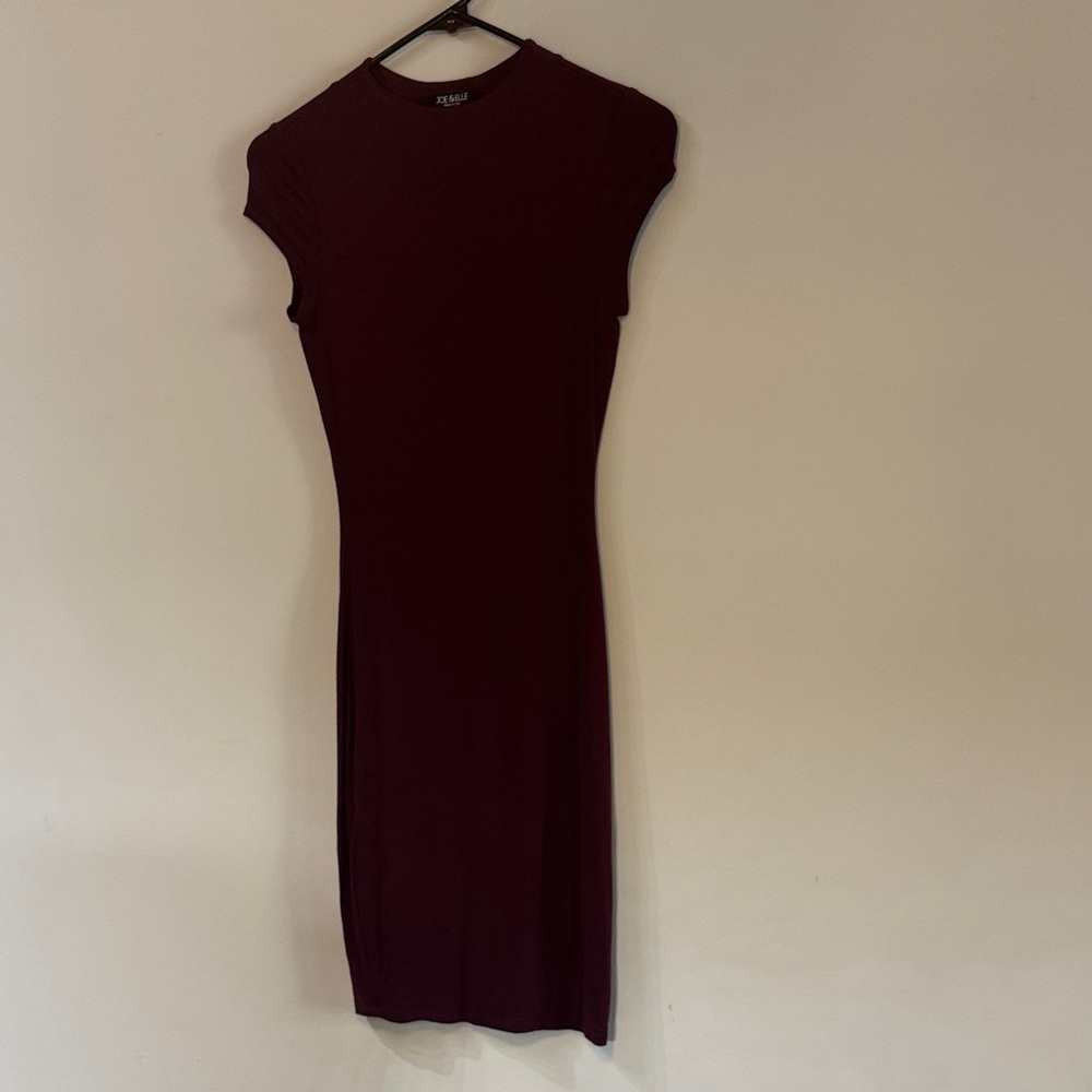 Joe & Elle Wine Colored Midi TShirt Dress